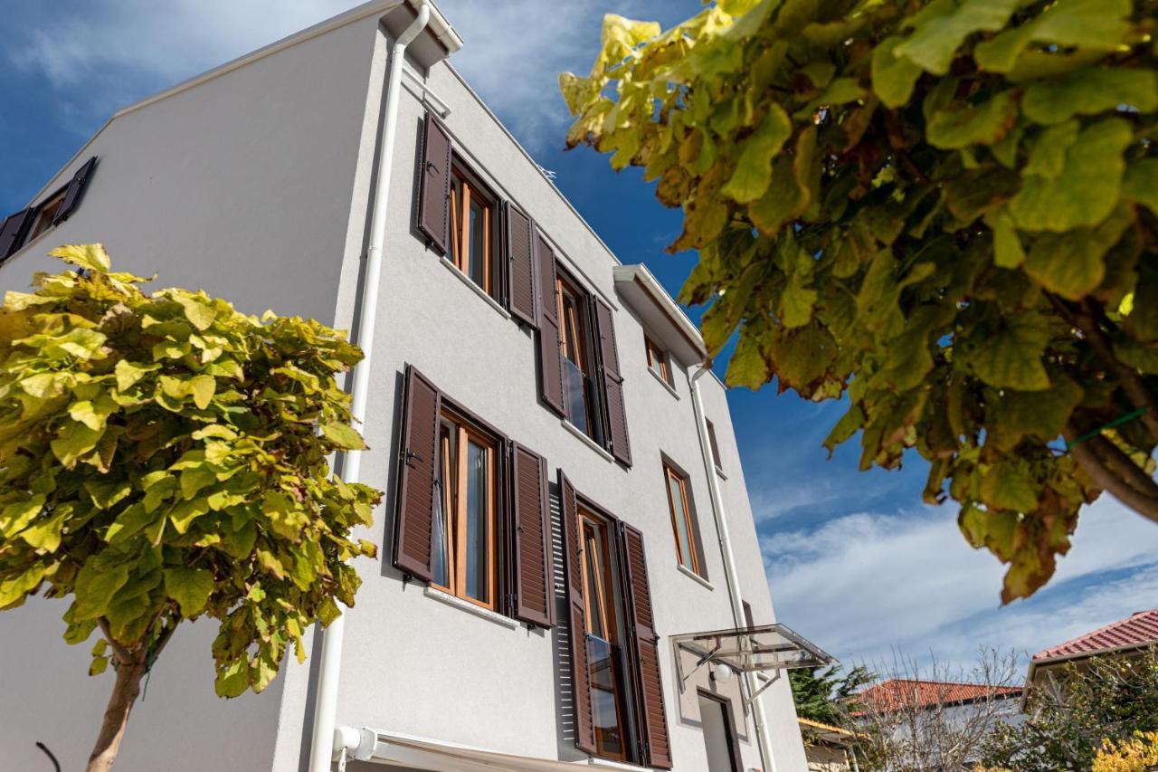 Apartments Crnekovic III Baška Buitenkant foto