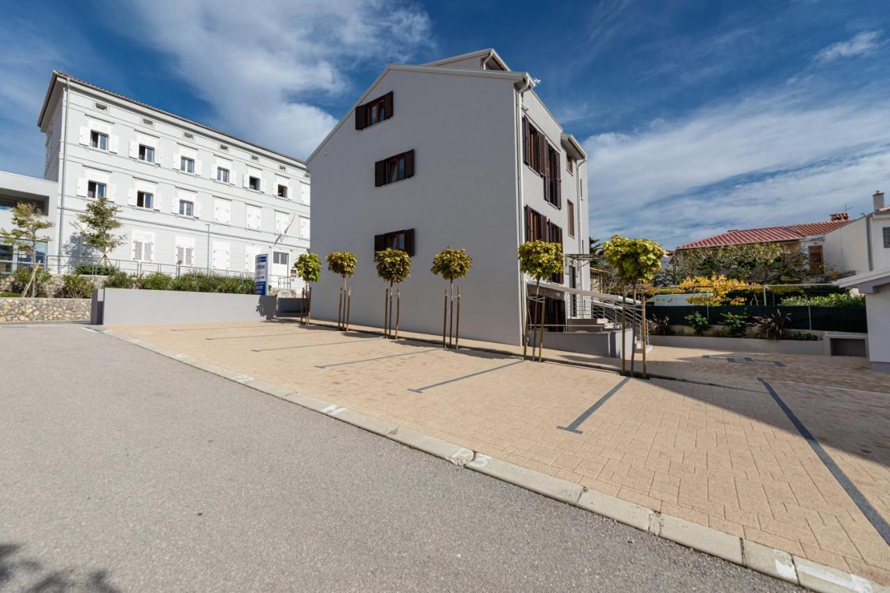 Apartments Crnekovic III Baška Buitenkant foto