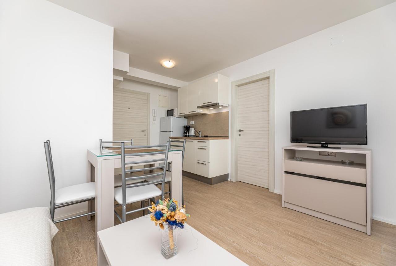 Apartments Crnekovic III Baška Buitenkant foto