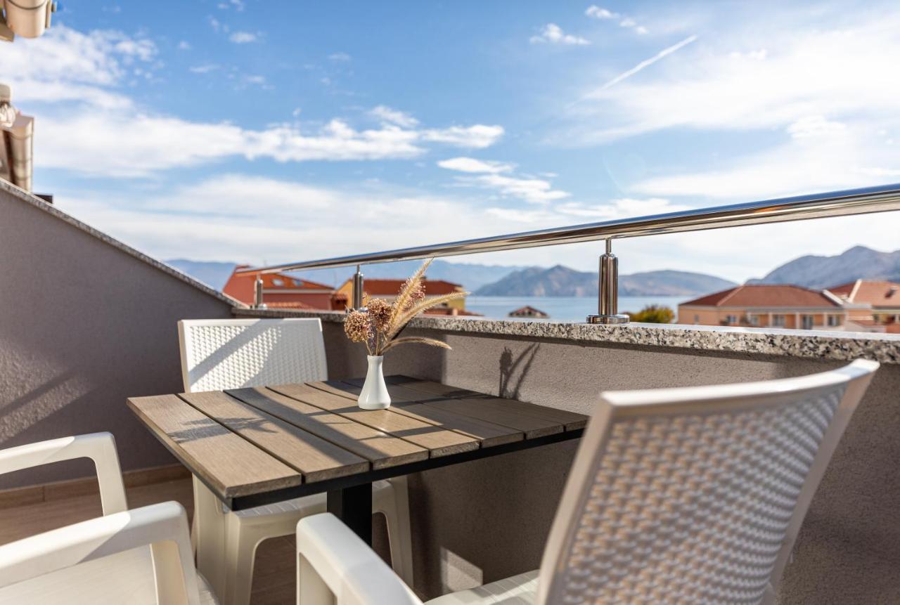 Apartments Crnekovic III Baška Buitenkant foto